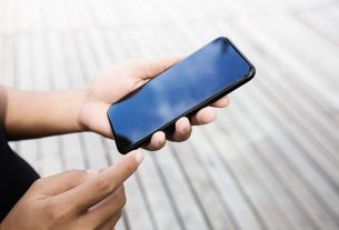 دلایل روشن نشدن گوشی اندرویدی؛ بررسی تمامی عوامل
