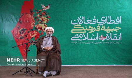 جبهه مردمی باید تقویت شود/ حوزه فرهنگ حوزه کثرت نظرهاست