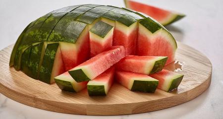 میوه محبوب ایرانی‌ها در فصل گرما دوای درد پیری است
