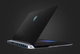 نمای جانبی لپ تاپ MSI Titan 18 Pro 2024