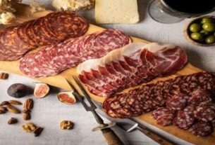 مطالعه جدید: مصرف گوشت فرآوری شده بیش از یک بار در هفته خطر سرطان روده را ۱۹ درصد افزایش می‌دهد