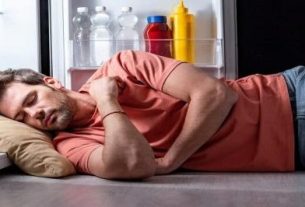 روش ۳ دقیقهای نفس کشیدن برای رفع خروپف و بیخوابی شبانه