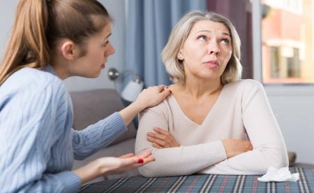 ۱۱ دلیل اصلی که بیان نیازها در رابطههای عاطفی برای شما دشوار شده است