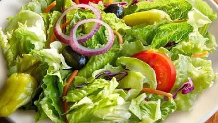 بهترین زمان خوردن سالاد چیست