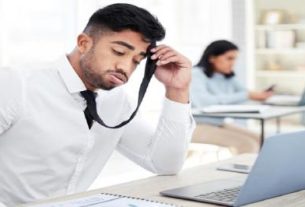 مکانیسم تنظیم تنش سطحی ریه توسط نفس عمیق